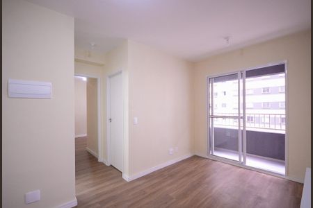 Sala  de apartamento para alugar com 2 quartos, 42m² em Vila Vermelha, São Paulo