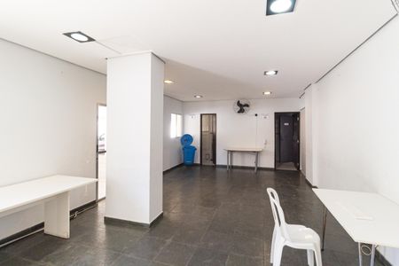 Apartamento para alugar com 58m², 2 quartos e 1 vagaÁrea comum - Salão de festas