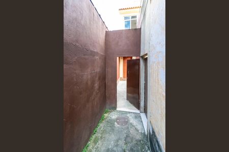 Casa para alugar com 60m², 2 quartos e 1 vagaÁrea comum - Entrada do imóvel