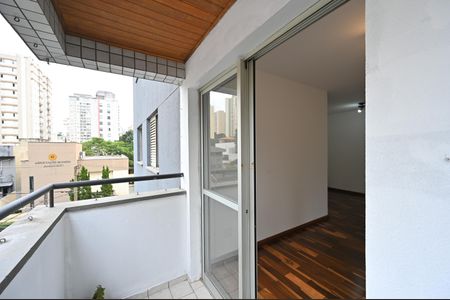 Apartamento para alugar com 73m², 3 quartos e 1 vagaVaranda