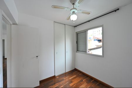 Apartamento para alugar com 73m², 3 quartos e 1 vagaQuarto 2