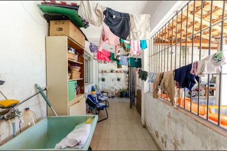 Casa à venda com 140m², 2 quartos e 1 vagaÁrea de Serviço