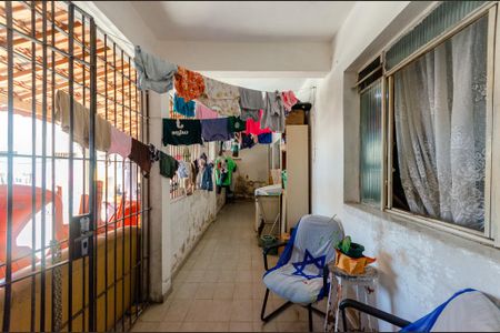 Casa à venda com 140m², 2 quartos e 1 vagaÁrea de Serviço