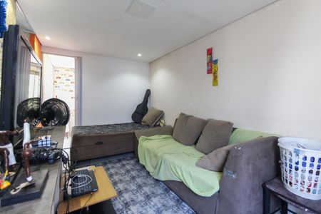 Sala de apartamento à venda com 2 quartos, 36m² em Conjunto Residencial José Bonifácio, São Paulo