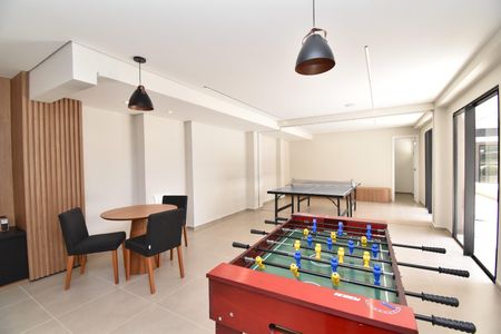Apartamento para alugar com 48m², 2 quartos e 1 vaga Apartamento para alugar com 48m², 2 quartos e 1 vagaÁrea comum - Salão de Jogos