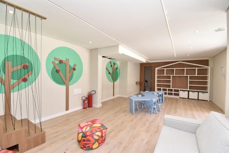 Apartamento para alugar com 48m², 2 quartos e 1 vaga Apartamento para alugar com 48m², 2 quartos e 1 vagaÁrea comum - Brinquedoteca