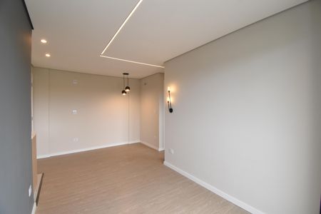 Sala de apartamento para alugar com 2 quartos, 48m² em Campina do Siqueira, Curitiba