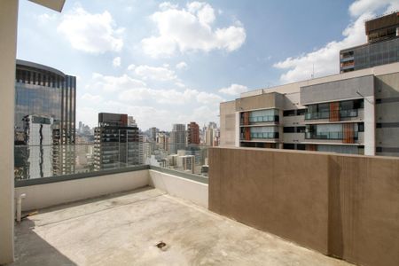 Apartamento à venda com 102m², 1 quarto e 1 vagaVaranda