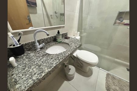 Casa à venda com 100m², 2 quartos e 2 vagasBanheiro