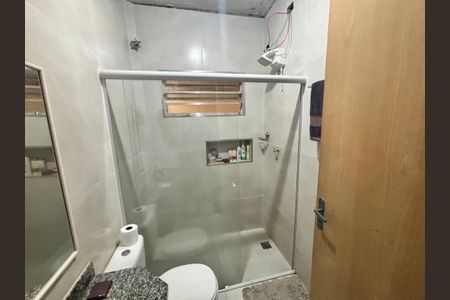 Casa à venda com 100m², 2 quartos e 2 vagasBanheiro