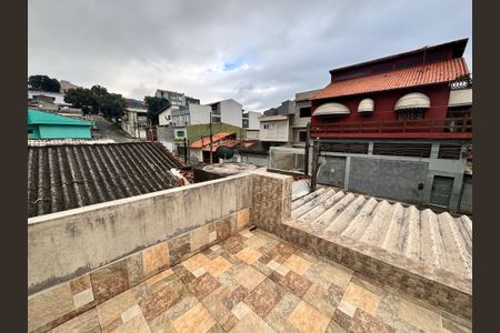 Casa à venda com 100m², 2 quartos e 2 vagasVaranda