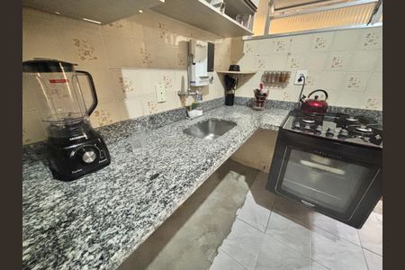Casa à venda com 100m², 2 quartos e 2 vagasCozinha