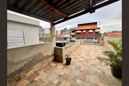 Casa à venda com 100m², 2 quartos e 2 vagasVaranda