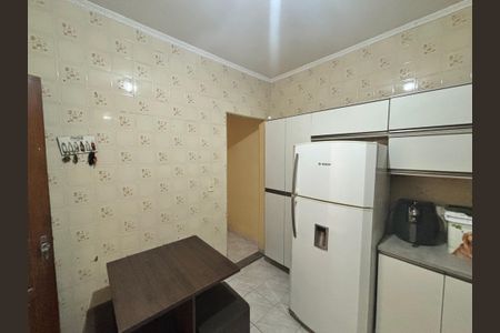 Casa à venda com 100m², 2 quartos e 2 vagasCozinha