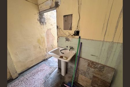 Casa à venda com 100m², 2 quartos e 2 vagasÁrea comum