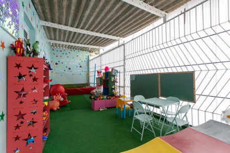 Apartamento para alugar com 46m², 2 quartos e 1 vaga Apartamento para alugar com 46m², 2 quartos e 1 vagaÁrea comum - Brinquedoteca