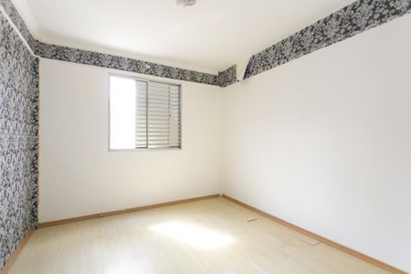 Quarto 1  de apartamento para alugar com 2 quartos, 46m² em Jardim Marilu, São Paulo