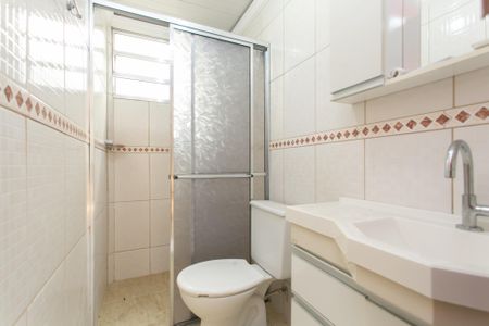 Apartamento para alugar com 46m², 2 quartos e 1 vaga Apartamento para alugar com 46m², 2 quartos e 1 vagaBanheiro