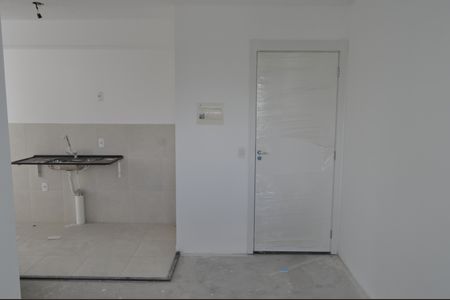Apartamento para alugar com 1 quarto, 32m² em Todos Os Santos, Rio de Janeiro
