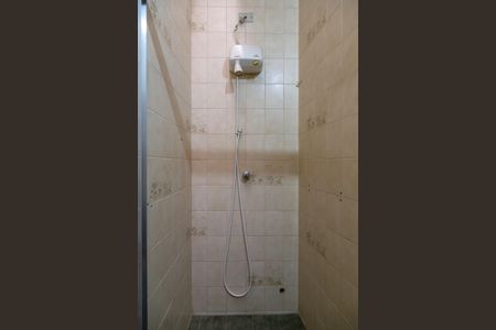 Casa para alugar com 600m², 4 quartos e 6 vagasBanheiro 2