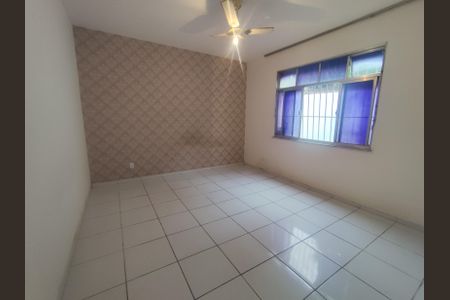 Casa à venda com 100m², 2 quartos e 1 vagaQuarto