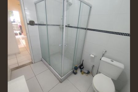 Casa à venda com 100m², 2 quartos e 1 vagaBanheiro