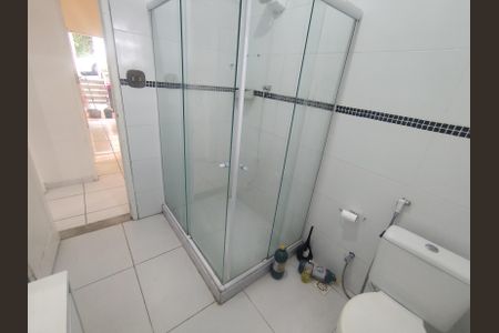 Casa à venda com 100m², 2 quartos e 1 vagaBanheiro
