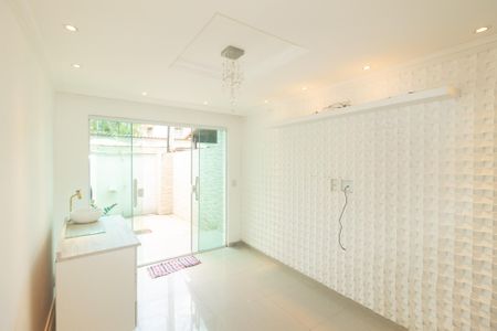 Sala de casa para alugar com 2 quartos, 61m² em Campo Grande, Rio de Janeiro