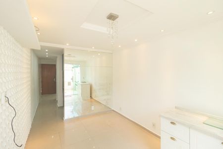 Sala de casa para alugar com 2 quartos, 61m² em Campo Grande, Rio de Janeiro