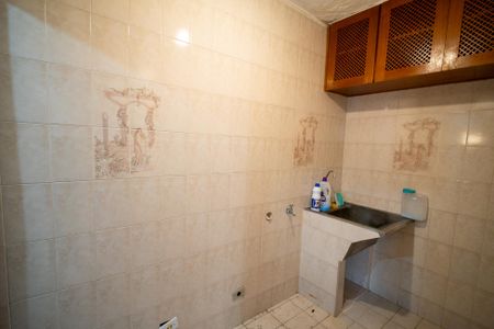 Casa à venda com 293m², 4 quartos e 3 vagas Casa à venda com 293m², 4 quartos e 3 vagasÁrea de Serviço
