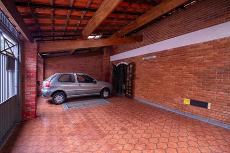 Casa à venda com 293m², 4 quartos e 3 vagas Casa à venda com 293m², 4 quartos e 3 vagasGaragem