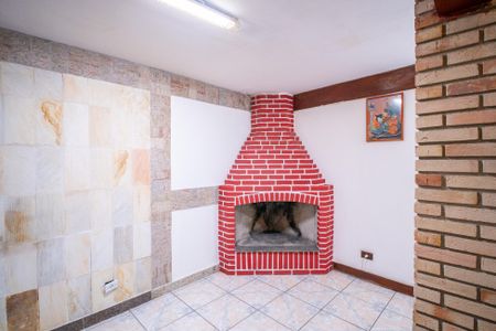 Casa à venda com 293m², 4 quartos e 3 vagas Casa à venda com 293m², 4 quartos e 3 vagasSala 2