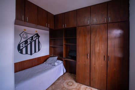 Casa à venda com 293m², 4 quartos e 3 vagas Casa à venda com 293m², 4 quartos e 3 vagasQuarto 2