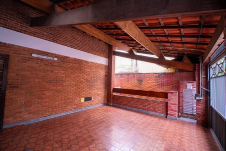 Casa à venda com 293m², 4 quartos e 3 vagas Casa à venda com 293m², 4 quartos e 3 vagasGaragem