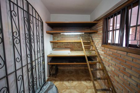 Casa à venda com 293m², 4 quartos e 3 vagas Casa à venda com 293m², 4 quartos e 3 vagasOficina