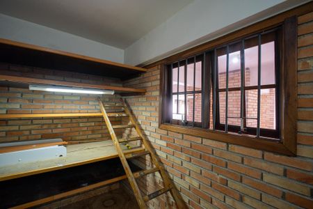 Casa à venda com 293m², 4 quartos e 3 vagas Casa à venda com 293m², 4 quartos e 3 vagasOficina