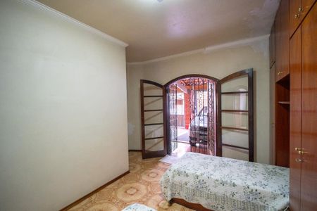 Casa à venda com 293m², 4 quartos e 3 vagas Casa à venda com 293m², 4 quartos e 3 vagasQuarto 3