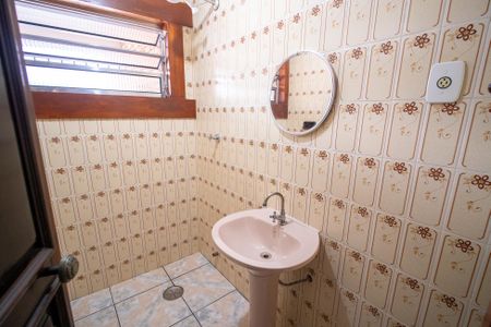 Casa à venda com 293m², 4 quartos e 3 vagas Casa à venda com 293m², 4 quartos e 3 vagasBanheiro 2