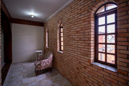 Casa à venda com 293m², 4 quartos e 3 vagas Casa à venda com 293m², 4 quartos e 3 vagasSala