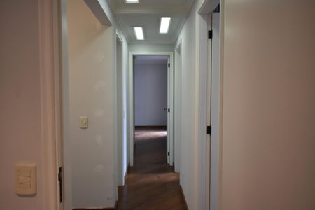 Apartamento à venda com 105m², 3 quartos e 2 vagasCorredor