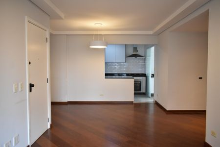 Apartamento à venda com 105m², 3 quartos e 2 vagasSala