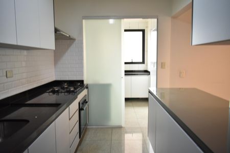 Apartamento à venda com 105m², 3 quartos e 2 vagasCozinha