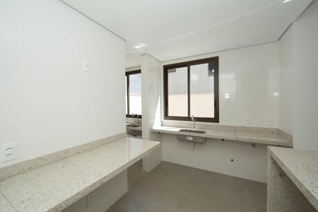 Apartamento à venda com 84m², 2 quartos e 2 vagasCozinha