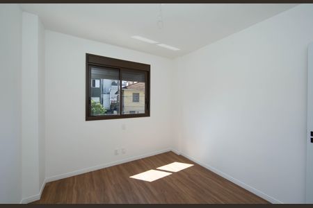 Apartamento à venda com 84m², 2 quartos e 2 vagasSuíte