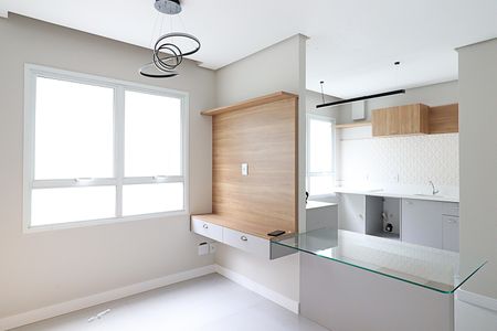 Sala de apartamento para alugar com 1 quarto, 40m² em Passo D’areia, Porto Alegre