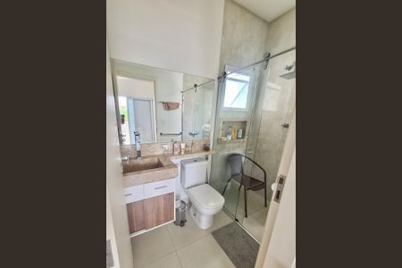 Casa de condomínio à venda com 272m², 4 quartos e 4 vagasBanheiro