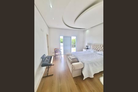 Casa de condomínio à venda com 272m², 4 quartos e 4 vagasQuarto