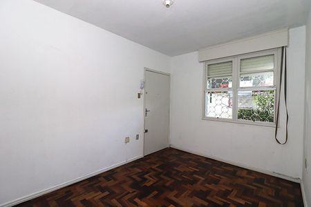 Sala  de apartamento para alugar com 3 quartos, 63m² em Santa Maria Goretti, Porto Alegre