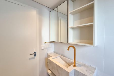 Banheiro da Suíte de apartamento para alugar com 2 quartos, 87m² em Nova Petrópolis, São Bernardo do Campo