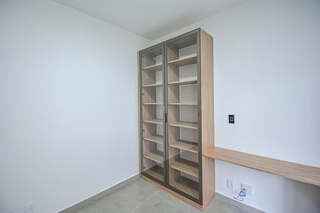 Apartamento para alugar com 87m², 2 quartos e 2 vagasQuarto